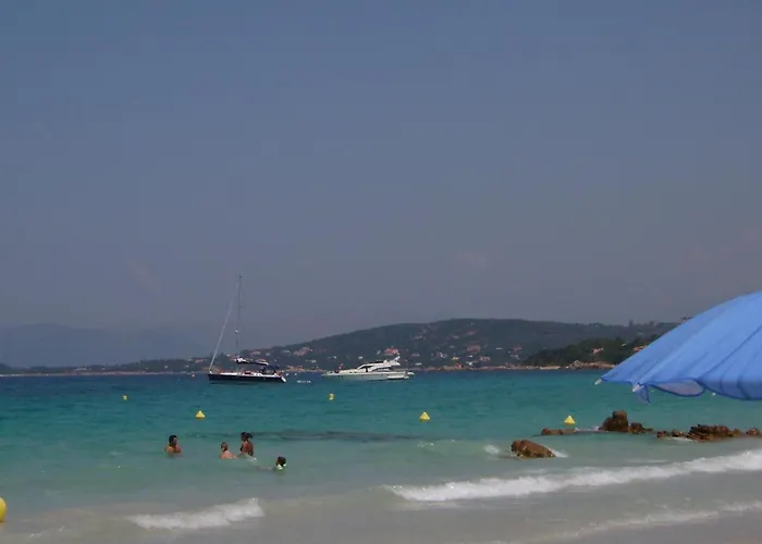 Bella Vista 42, T2 Vue Piscine Daire